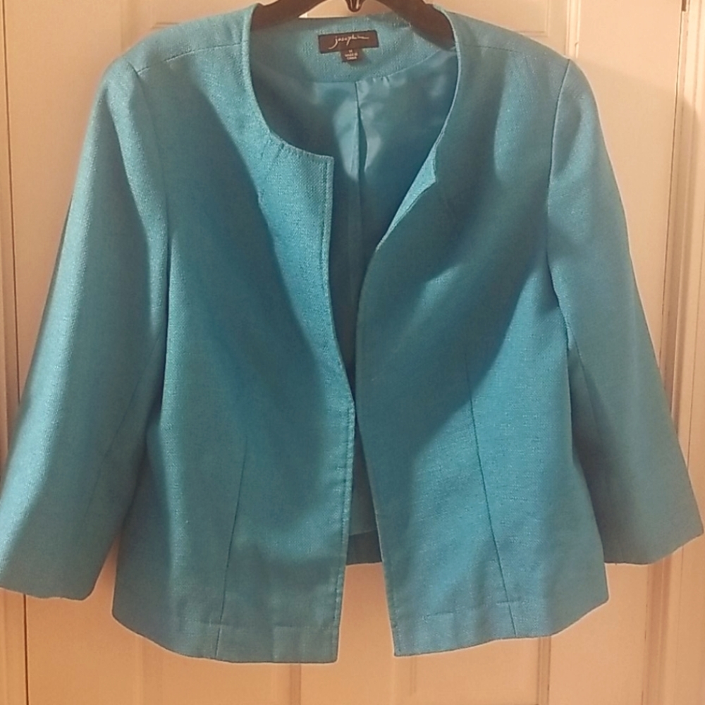 ADORABLE womens jacket.